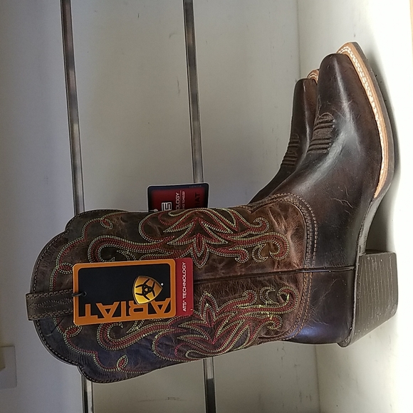 New Womens Legend 10010169 - Picture 2 of 7